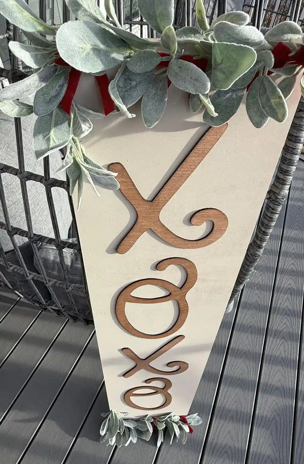 XOXO Love You - Door Hanger and Leaner